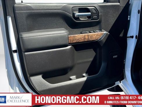 Used 2020 GMC Sierra 1500 Denali w/ Denali Ultimate Package AWD/4WD image 18