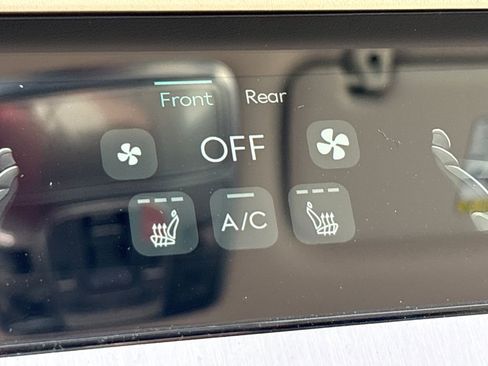 New 2026 Genesis GV70 2.5T Select image 19