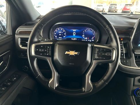 Used 2023 Chevrolet Tahoe Premier AWD/4WD image 20