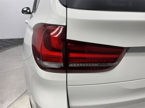 Used 2018 BMW X5 xDrive35i w/ M Sport Package AWD/4WD image 19