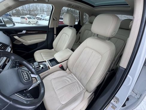 Used 2018 Audi Q5 2.0T Premium Plus w/ Premium Plus Package image 11