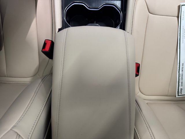 New 2027 Jeep Grand Cherokee Limited AWD/4WD image 17
