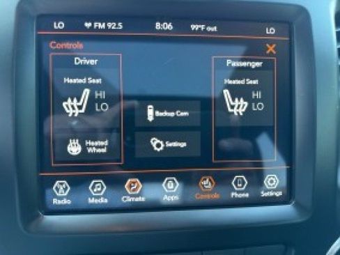 Used 2021 Jeep Cherokee Latitude Lux 80th Anniv w/ Quick Order Package 26U 80TH image 24