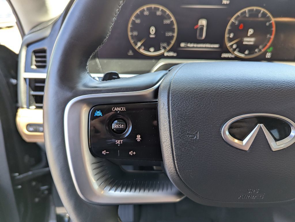 Used 2025 INFINITI QX80 Luxe AWD/4WD image 14