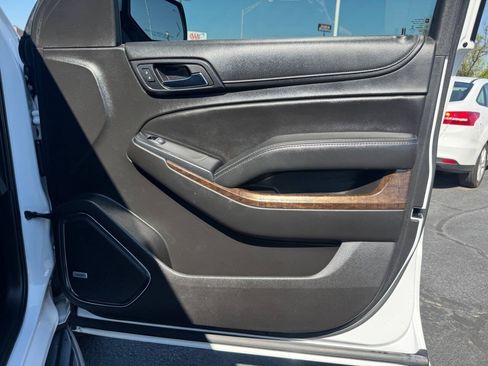 Used 2017 Chevrolet Tahoe LT RWD image 19