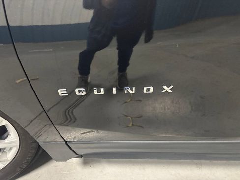 Used 2022 Chevrolet Equinox LT image 37