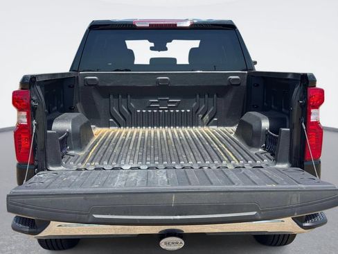 Used 2024 Chevrolet Silverado 1500 LT AWD/4WD image 13