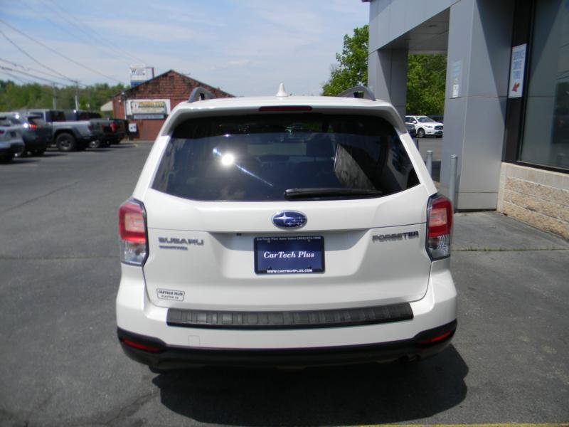 Used 2018 Subaru Forester 2.5i Premium w/ All-Weather Package AWD/4WD image 7