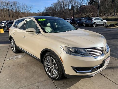 Used 2018 Lincoln MKX Reserve w/ Lincoln MKX Climate Package image 8