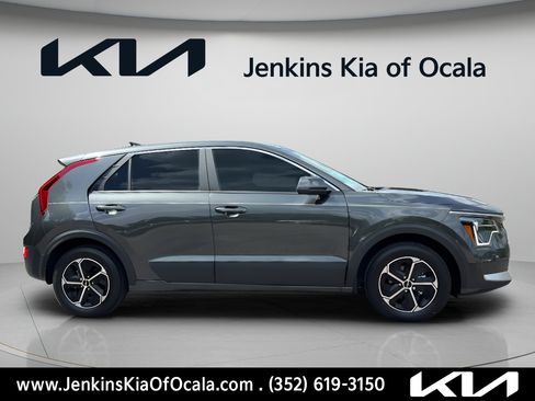 New 2026 Kia Niro LX FWD image 2