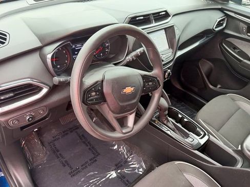 Used 2023 Chevrolet TrailBlazer LT image 11