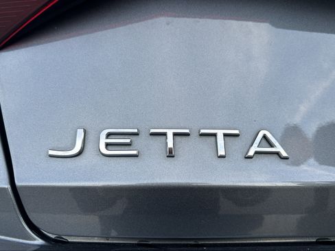 Used 2023 Volkswagen Jetta S image 29