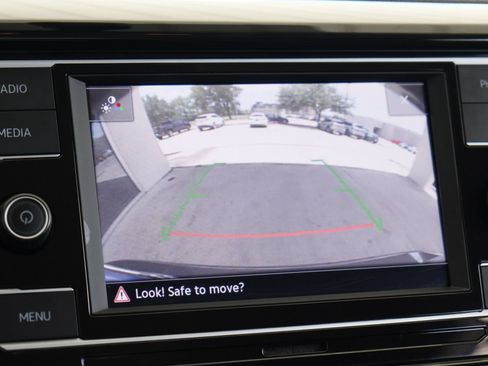 Certified 2023 Volkswagen Taos S FWD image 16