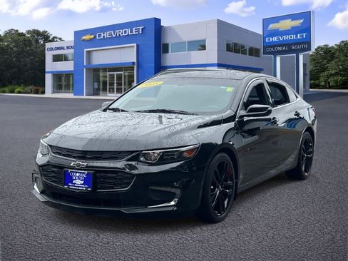 Certified 2018 Chevrolet Malibu LT w/ Leather Package FWD image 2