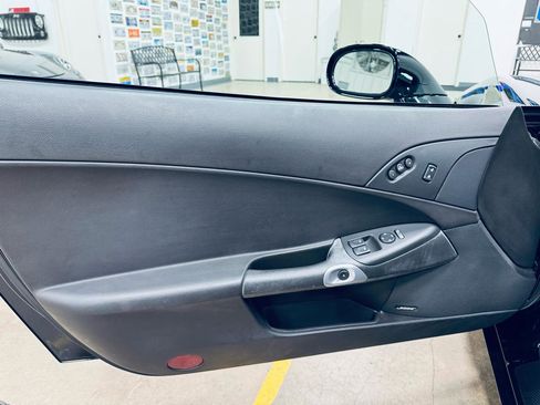 Used 2006 Chevrolet Corvette Z06 w/ Preferred Equipment Group image 25