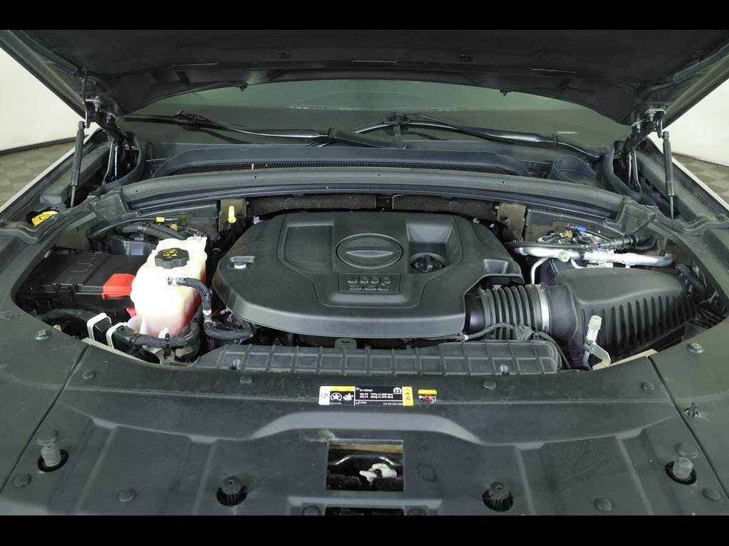 Used 2022 Jeep Grand Cherokee Overland AWD/4WD image 23