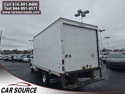 Used 2015 Chevrolet Express 3500 Extended image 3