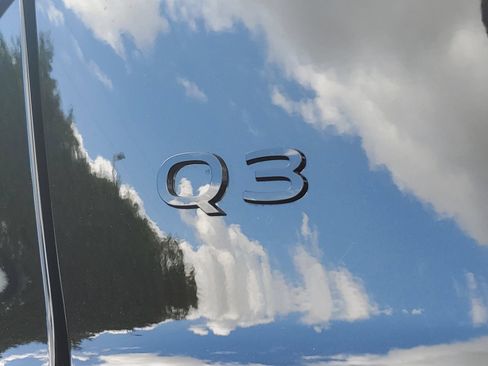 New 2026 Audi Q3 quattro 2.0T AWD/4WD image 7