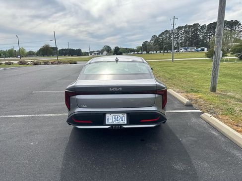 Used 2025 Kia K4 LXS image 6