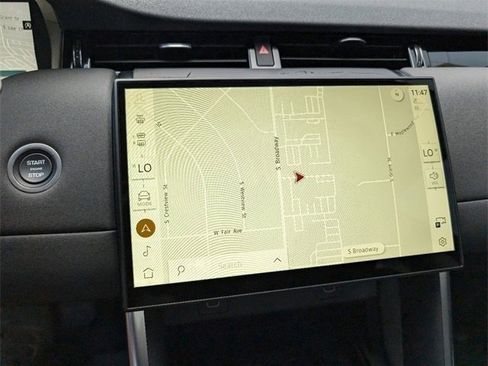 Used 2024 Land Rover Discovery Sport S image 13