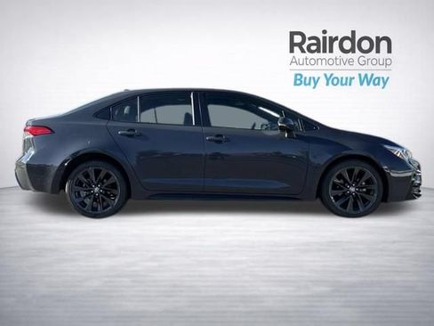 Used 2024 Toyota Corolla SE w/ SE Premium Package FWD image 15