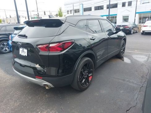 Used 2021 Chevrolet Blazer LT w/ Redline Edition FWD image 2