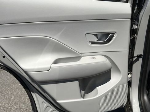 New 2026 Hyundai Kona Limited FWD image 27