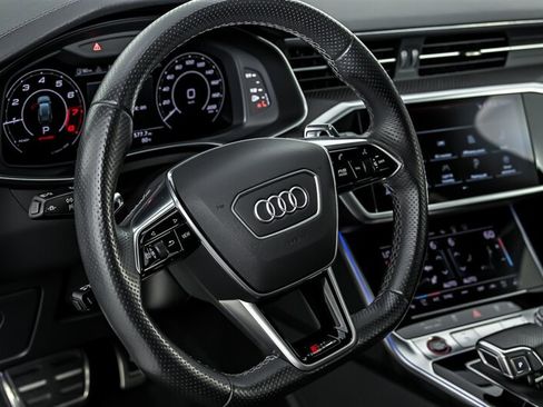 Used 2021 Audi RS 6 AWD/4WD image 20