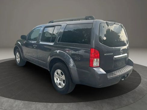 Used 2012 Nissan Pathfinder S RWD image 2