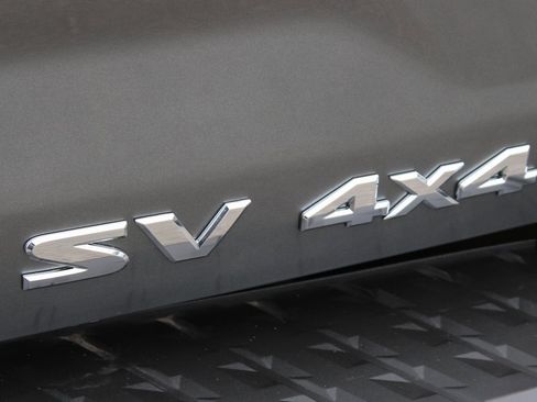 Used 2021 Nissan Titan SV w/ SV Convenience Package image 48