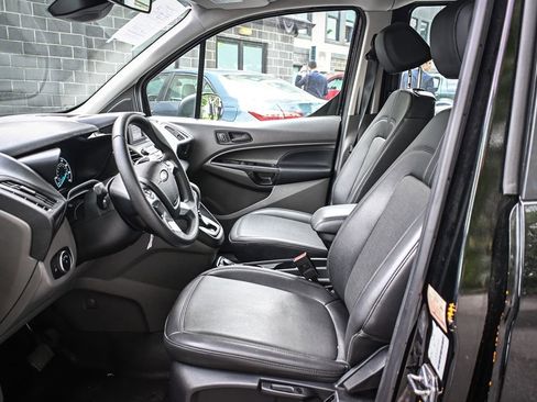Used 2023 Ford Transit Connect XL FWD image 8