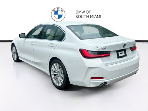 Certified 2024 BMW 330i Sedan w/ Convenience Package RWD image 5