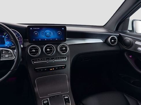 Used 2022 Mercedes-Benz GLC 300 4MATIC image 27