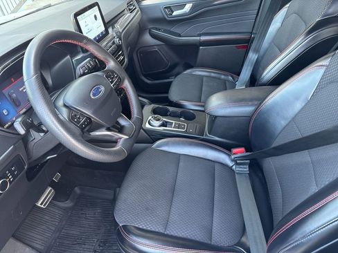 Used 2024 Ford Escape ST-Line w/ Equipment Group 301A FWD image 12