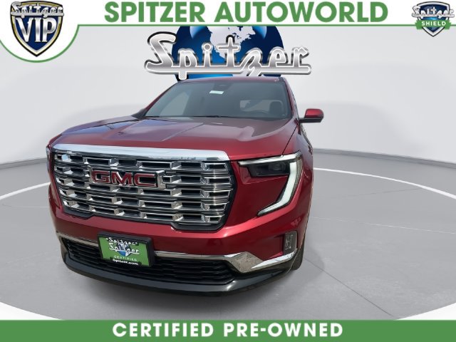 Used 2025 GMC Acadia Denali w/ LPO, Floor Liner Package FWD image 4