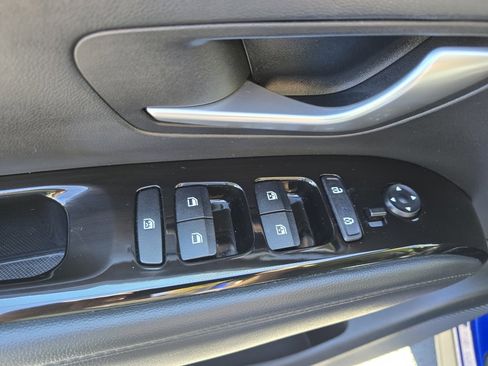 Used 2023 Hyundai Tucson Limited image 17