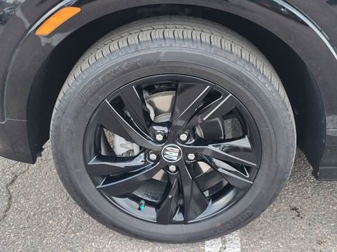 Used 2024 Buick Encore GX Sport Touring image 10