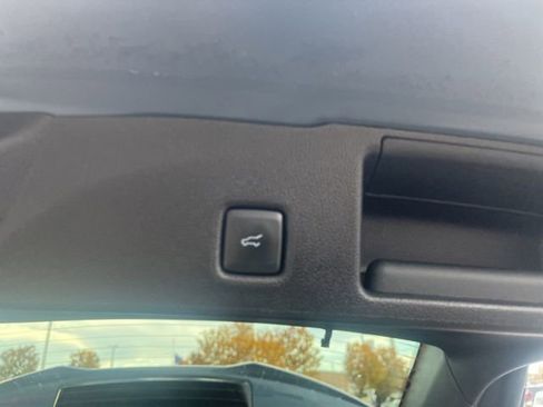 Used 2025 Ford Escape ST-Line Select image 12