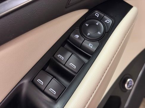 Certified 2022 Buick Enclave Avenir w/ Avenir Technology Package image 35