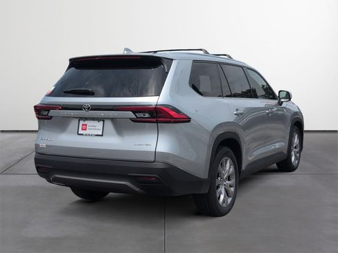 Certified 2024 Toyota Grand Highlander AWD Hybrid image 5