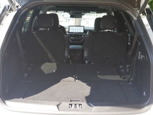 Certified 2025 Ford Explorer ST AWD/4WD image 27