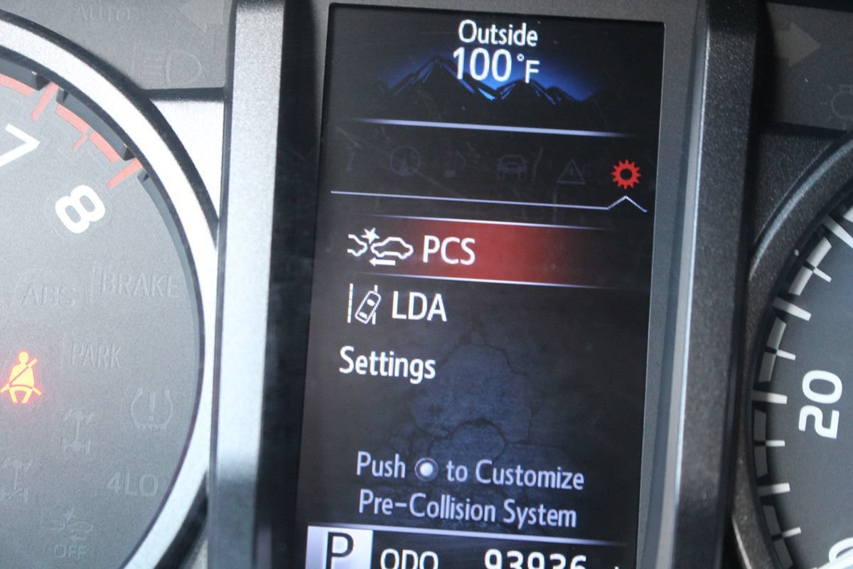 Used 2019 Toyota Tacoma TRD Off-Road AWD/4WD image 20