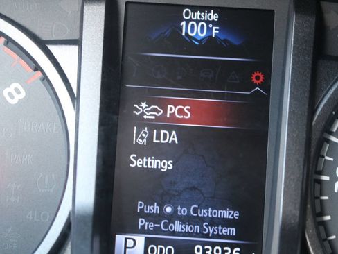 Used 2019 Toyota Tacoma TRD Off-Road AWD/4WD image 20
