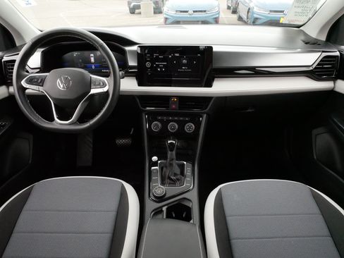 Used 2025 Volkswagen Taos S AWD/4WD image 10