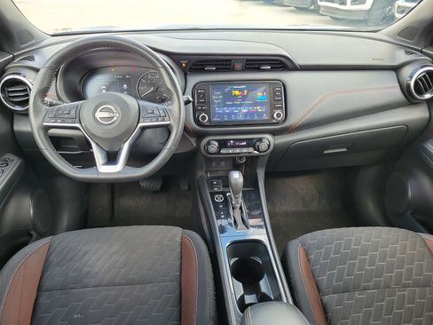 Certified 2023 Nissan Kicks SR FWD image 15