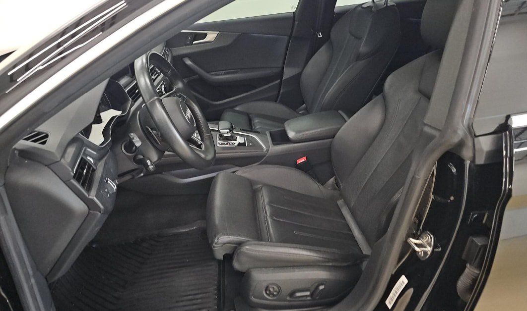 Used 2019 Audi A5 2.0T Premium w/ Convenience Package AWD/4WD image 4