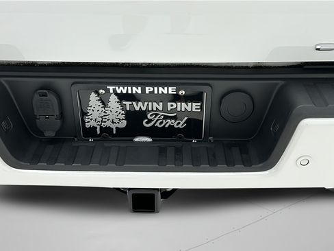 Used 2022 GMC Canyon Denali AWD/4WD image 9