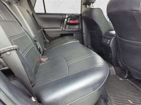 Used 2018 Toyota 4Runner TRD Off-Road image 26