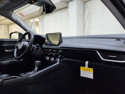 Used 2026 Acura ADX AWD image 22