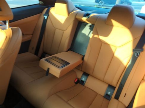 Used 2025 BMW 430i Coupe w/ M Sport Package image 31